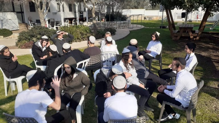 פעילות חברתית כישורי חיים
